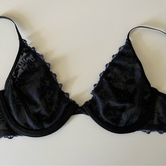 Free People Intimately crimson lace triangle underwire bra - Black & Navy 34a - Picture 8 of 11